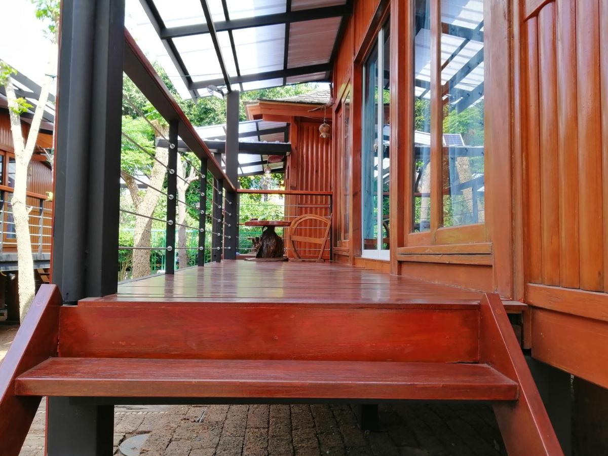 Hotel Wood House Pattaya Zewnętrze zdjęcie