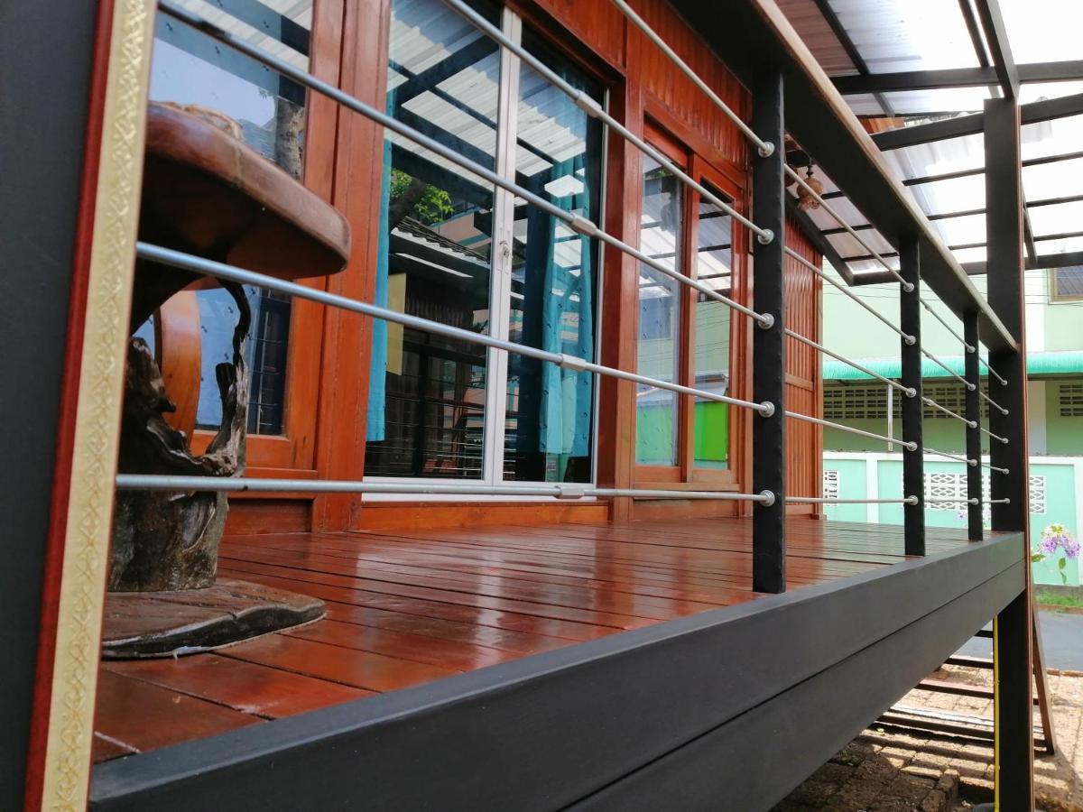 Hotel Wood House Pattaya Zewnętrze zdjęcie