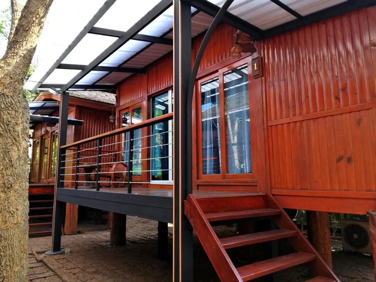 Hotel Wood House Pattaya Zewnętrze zdjęcie