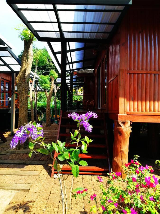 Hotel Wood House Pattaya Zewnętrze zdjęcie