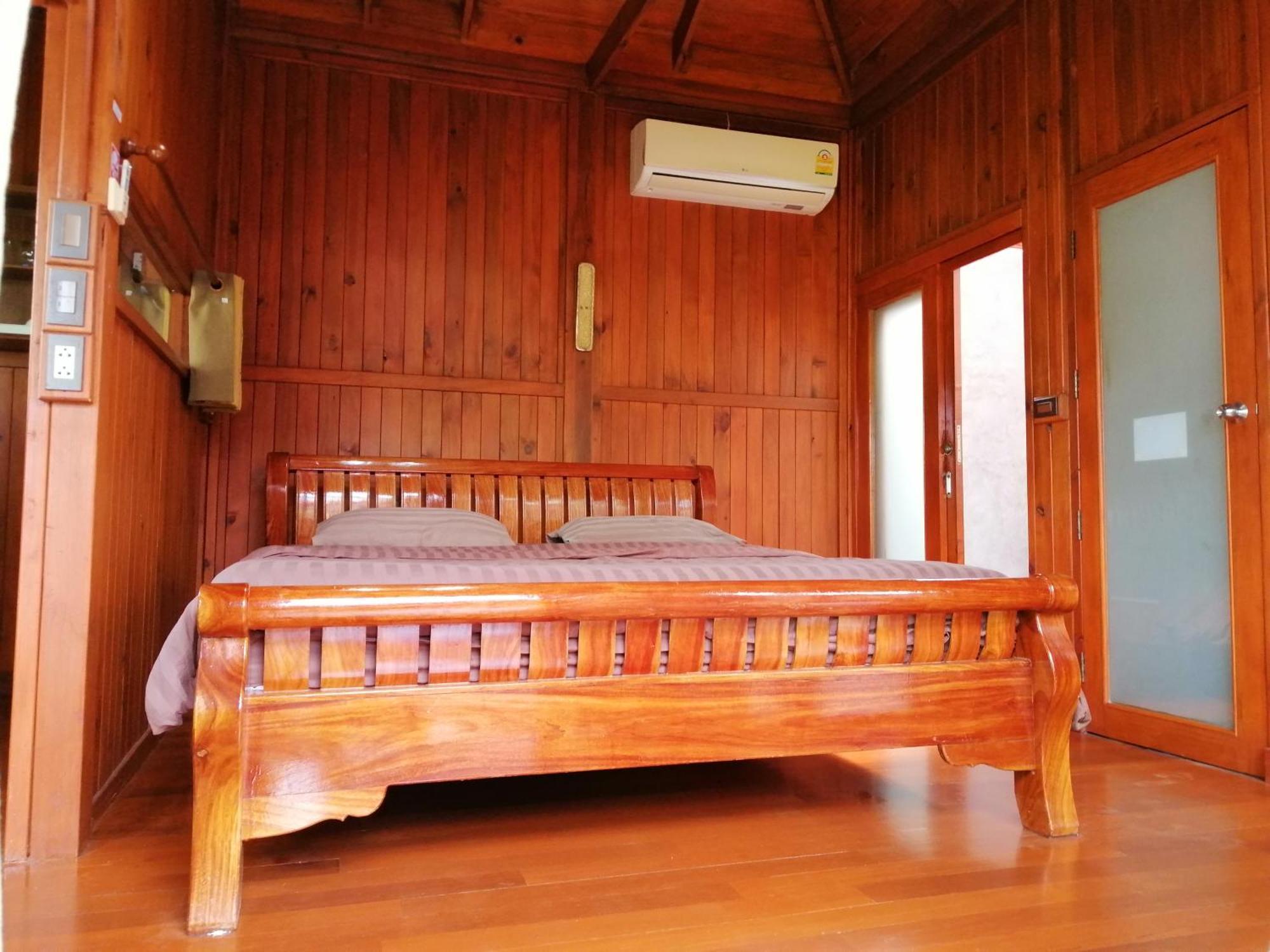 Hotel Wood House Pattaya Zewnętrze zdjęcie
