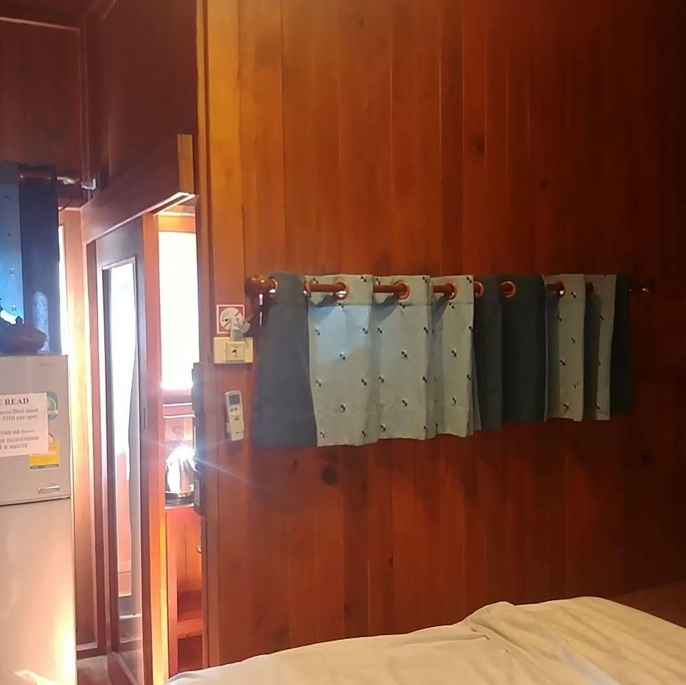 Hotel Wood House Pattaya Zewnętrze zdjęcie